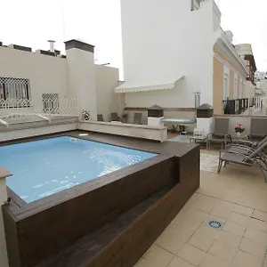 apartmentos-plaza-nueva-seville.es-andalucia.com/